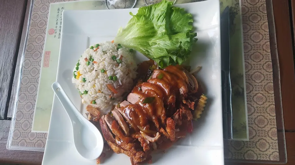 Riz Cantonais Avec Canard Laqué